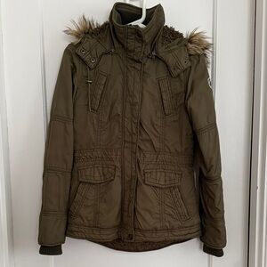 American Eagle Outfitters•Olive Green Parka Jacket•Size XS
